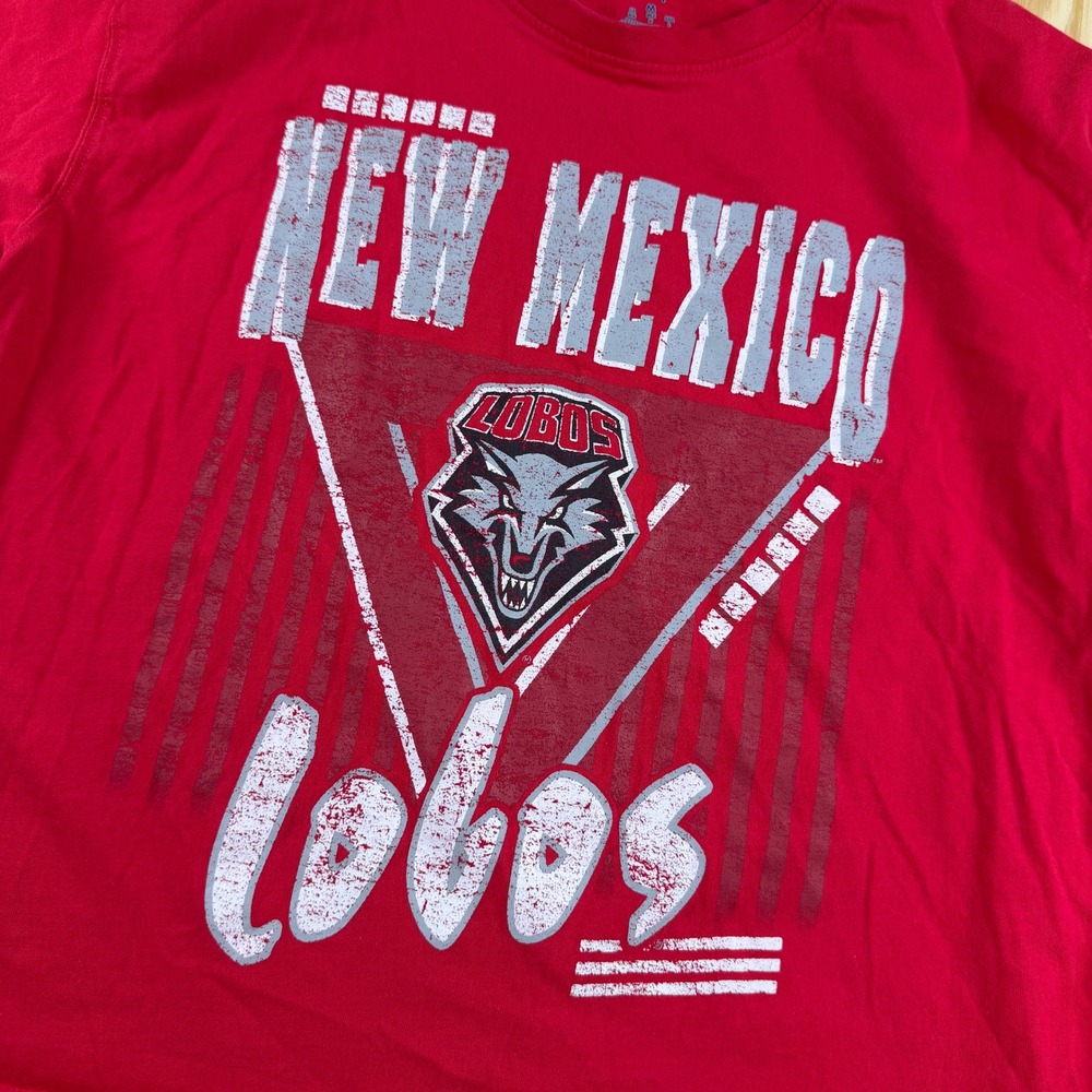 Champion New Mexico Lobos T-Shirt Mens Medium Red Short Sleeve Boxy Graphic Tee - Picture 7 of 7